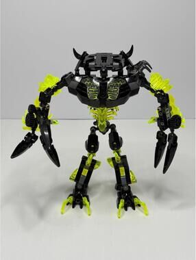 LEGO BIONICLE: Umarak the Destroyer (71316) Used - Incomplete - For Parts PL